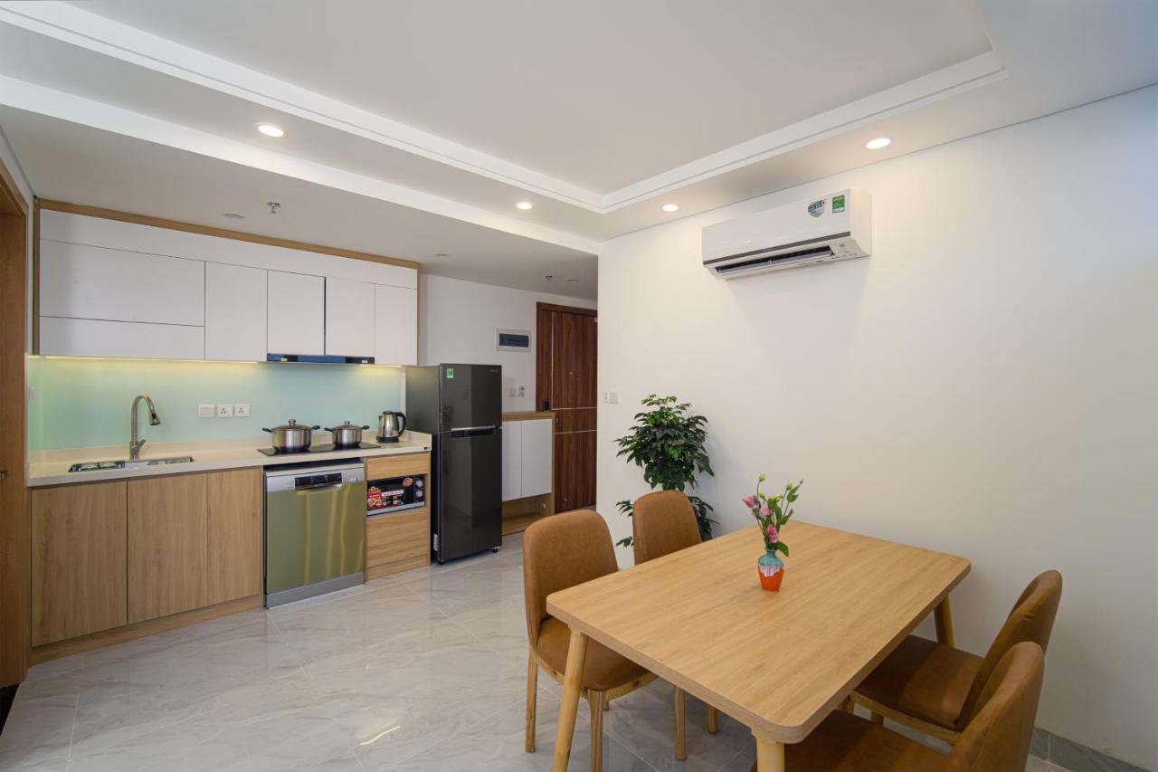 Hsuites Riverside Hotel And Apartment Дананг Екстериор снимка