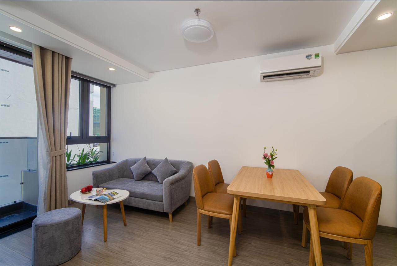 Hsuites Riverside Hotel And Apartment Дананг Екстериор снимка