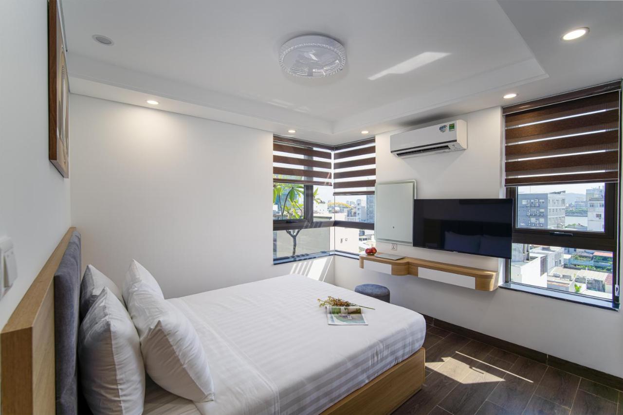 Hsuites Riverside Hotel And Apartment Дананг Екстериор снимка